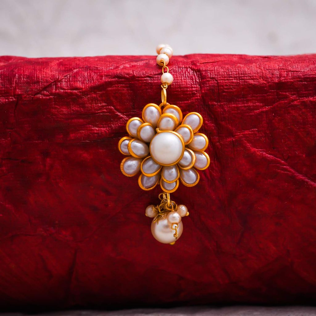 Abhaah kundan flower pearl chain maang tikka for women and girls