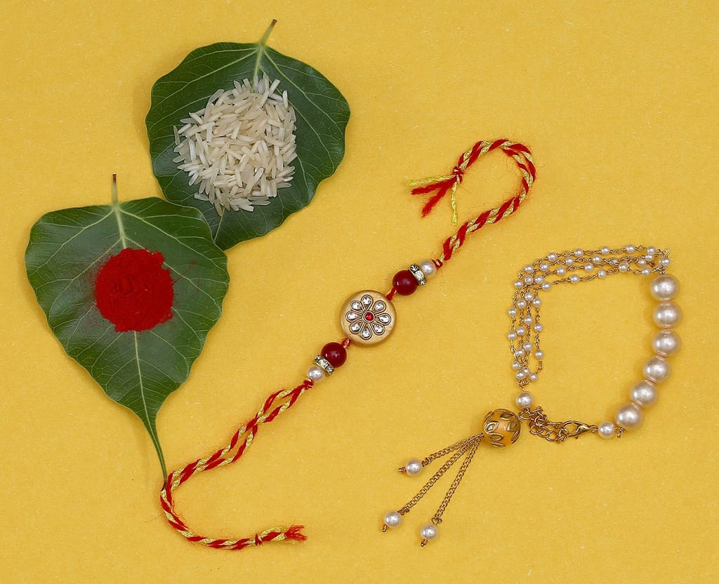 Abhaah Bhaiya bhabhi couple golden meenakari Rakhi combo set