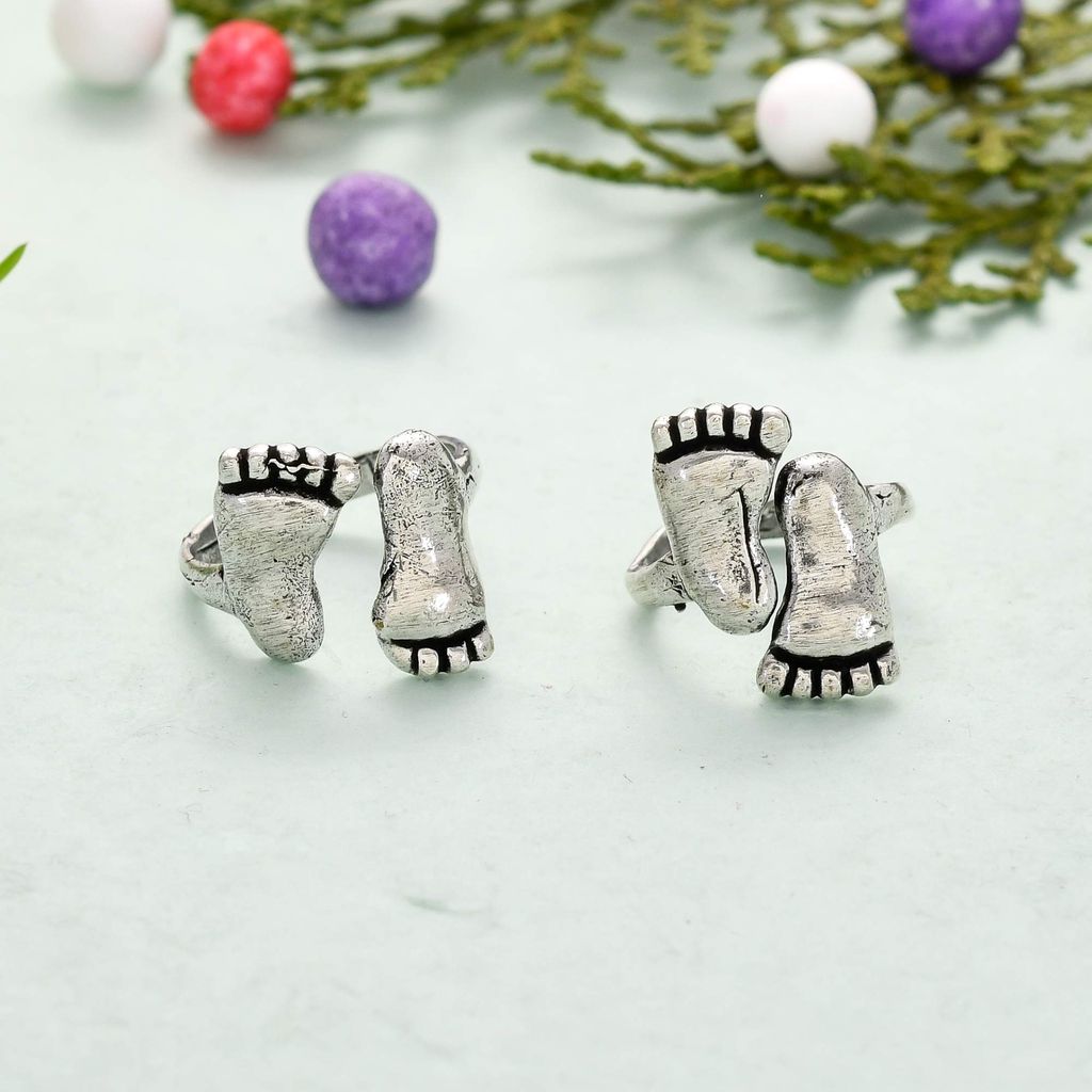 Abhaah Women's Silver Oxidized 1 Pair German Silver Copper Toe Ring
