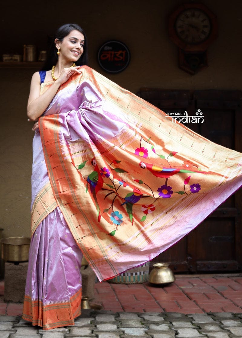 Exclusive Muniya Border - Authentic Handloom Pure Silk Muniya Border Paithani - Beautiful Lavender with 3 Parrots Pallu (High Quality Silk)