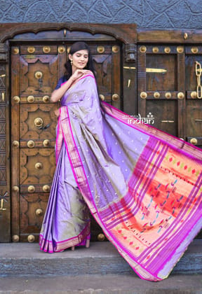 Traditional Pure Silk Handloom Paithani ~ Dual Tone Lavender With Purplish Pink Border