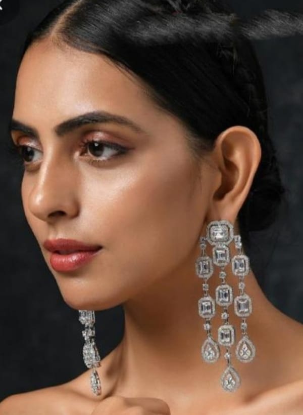 Womens and girls look like awesome American diamond jewellery EEARINGES best quality - Earrings | Buy online on ZillyBuy