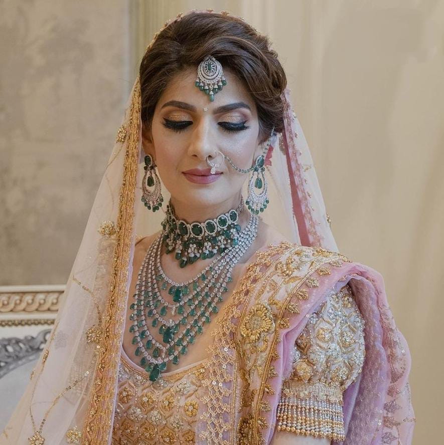 Rodium plated green colour designer modelling bridal jewellery women's and girls look like awesome - Jewellery Sets | Buy online on ZillyBuy