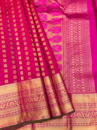 Dark Pink Color Silk Saree Has Double Butta Design with Unstitched Blouse