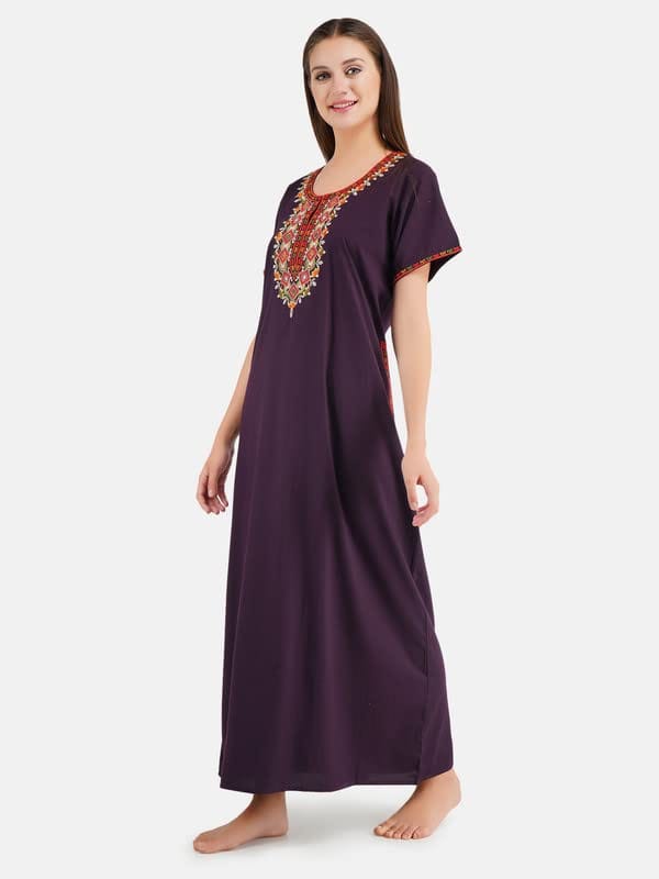 KOI lissybissy Diamond Shape Embroidered Nightgown