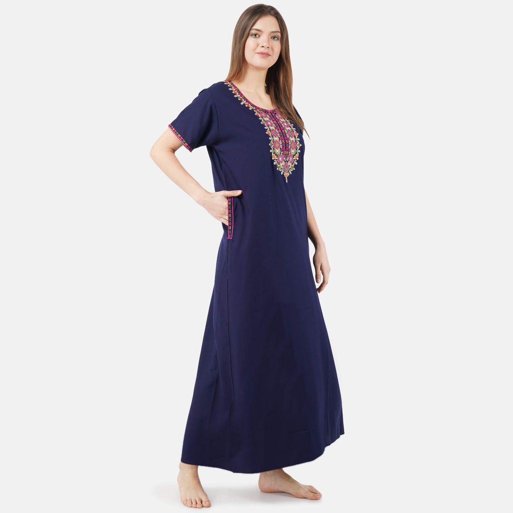 KOI lissybissy Diamond Shape Embroidered Nightgown