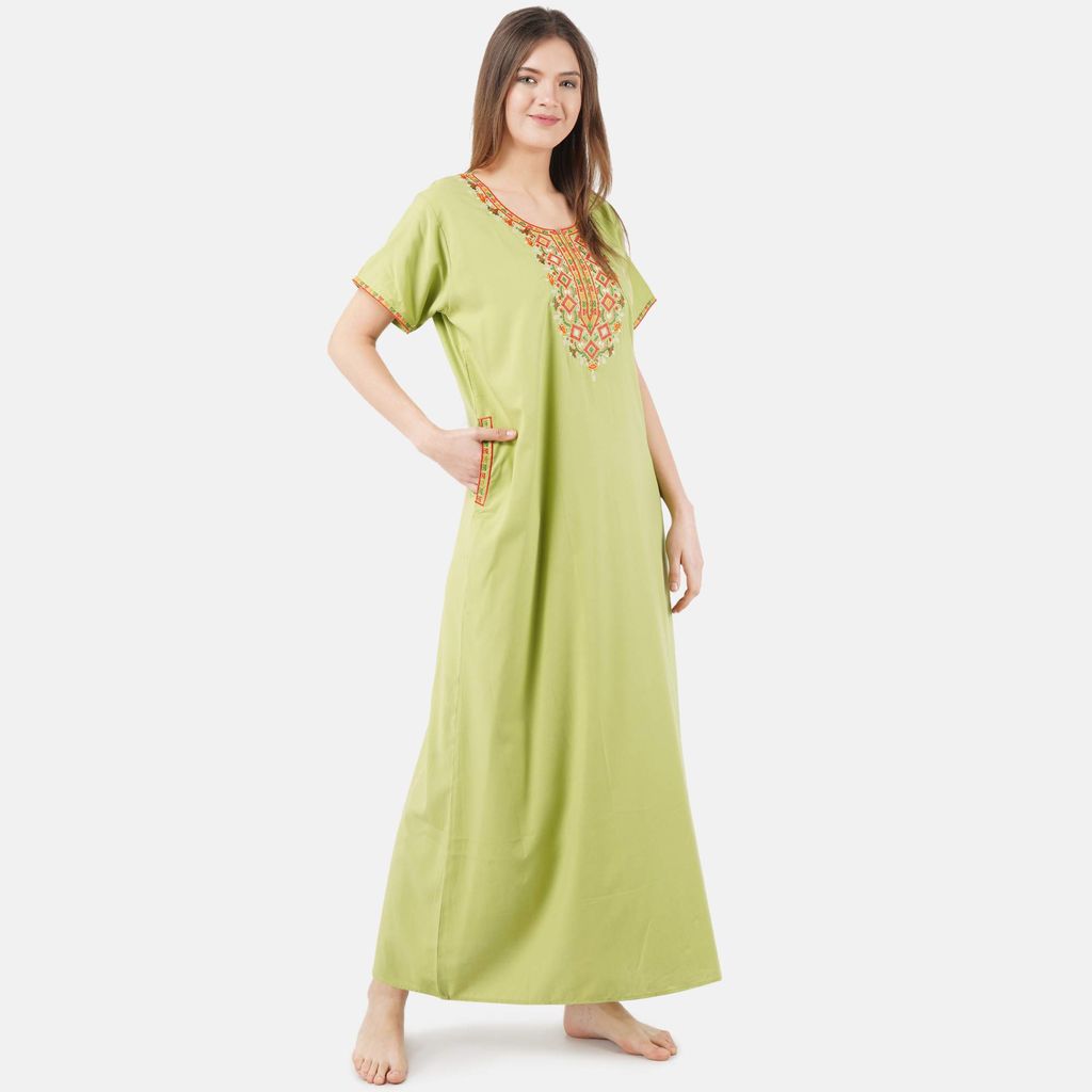 KOI lissybissy Diamond Shape Embroidered Nightgown