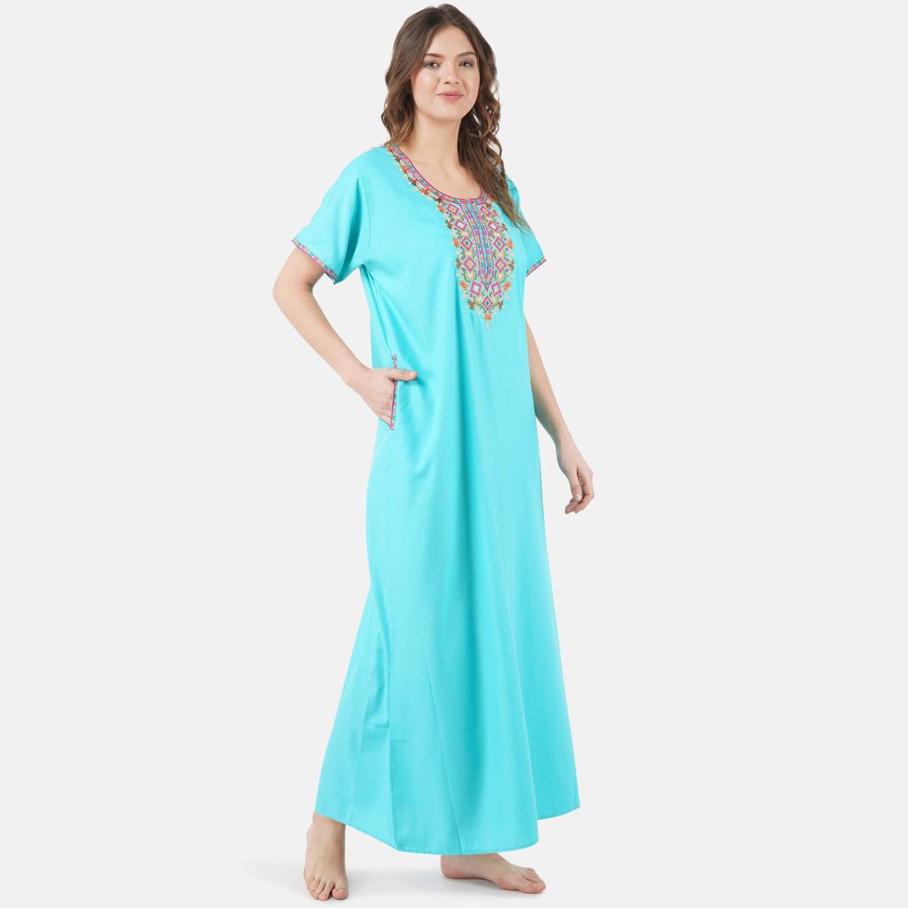 KOI lissybissy Diamond Shape Embroidered Nightgown