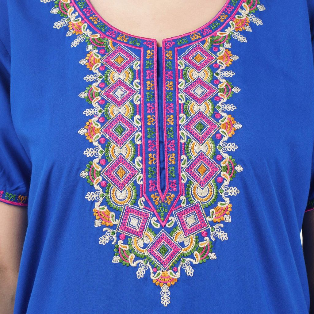 KOI lissybissy Diamond Shape Embroidered Nightgown