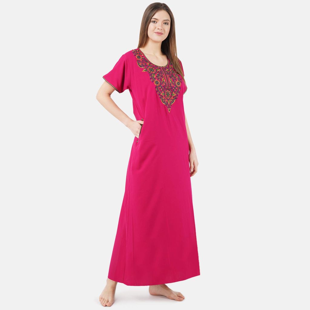 KOI lissybissy Embroidered Nightgown
