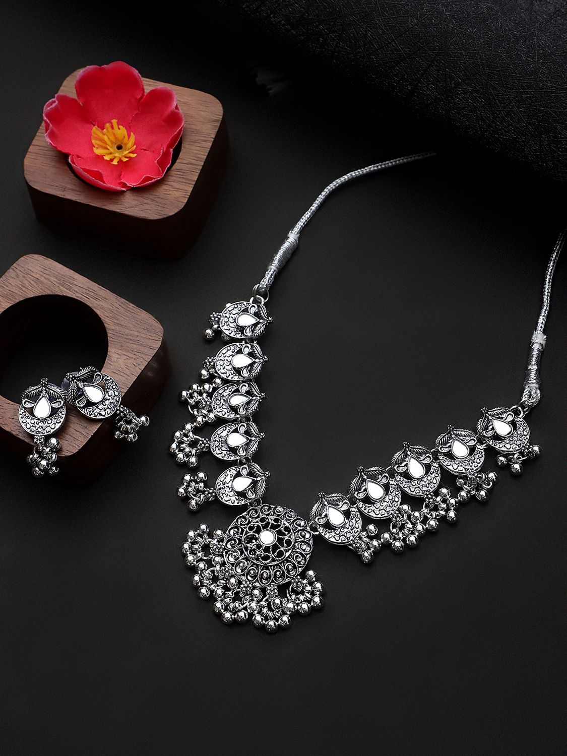 Cardinal Oxidized Silver Color Mirror Choker Necklace Set