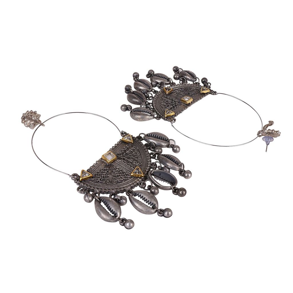 Cardinal Oxidized Silver Color Shell Earrings - Earrings | Buy online on ZillyBuy