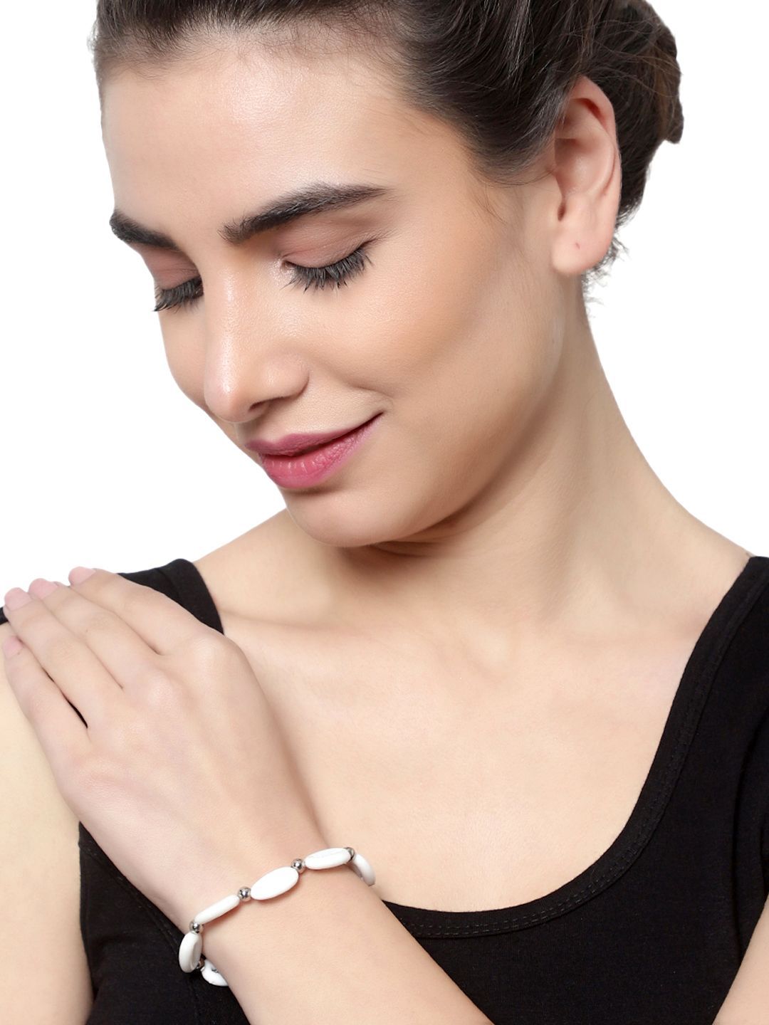 Cardinal Shell Adjustable Bracelet