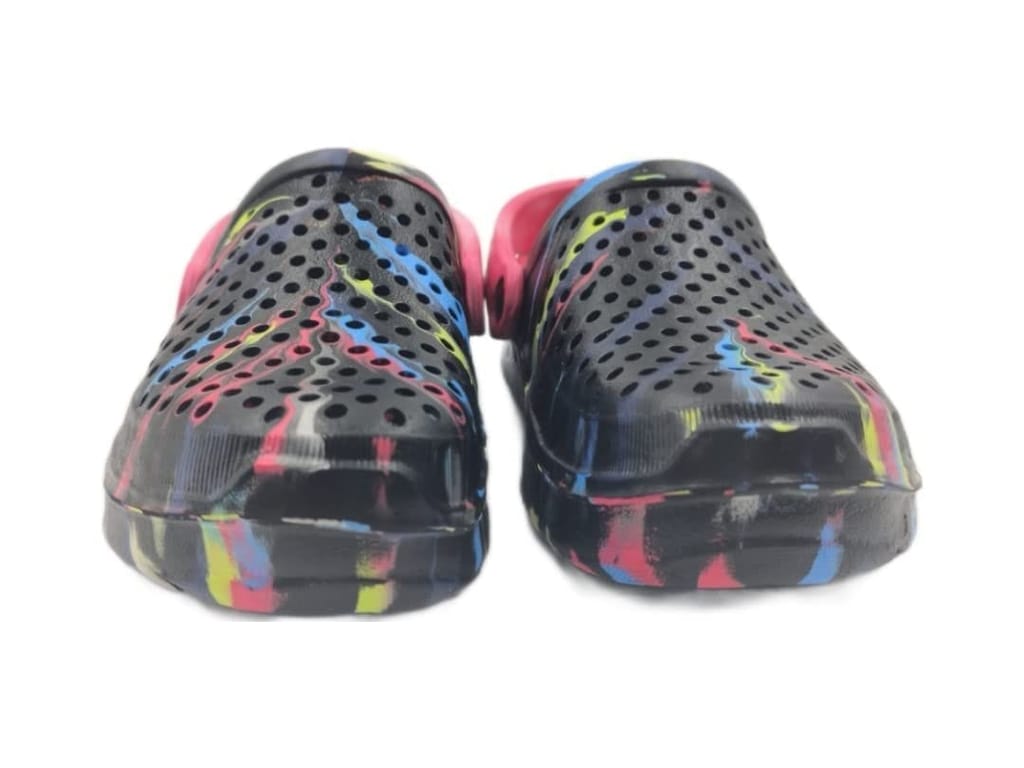 PUMPA Striped EVA Clogs for Mens with Elegant Look