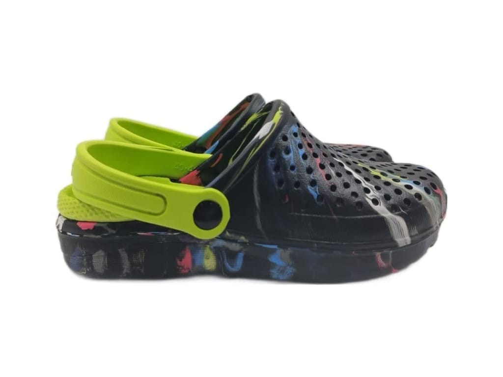 PUMPA Striped EVA Clogs for Mens with Elegant Look