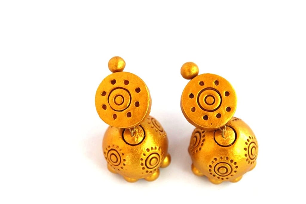 Le bijouxistic EKAM EK TERRACOTTA NECKLACE SET WITH EARRINGS IN GOLD COLOUR WITH RHOMBUS SHAPE FOR WOMEN AND GIRLS FOR CASUAL AND FORMAL WEAR