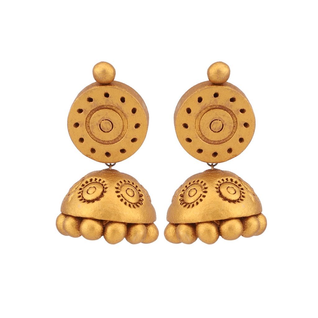 Le bijouxistic EKAM EK TERRACOTTA SET WITH EARRINGS IN GOLD COLOUR WITH TRADITIONAL SOUTH INDIAN MOTIVE