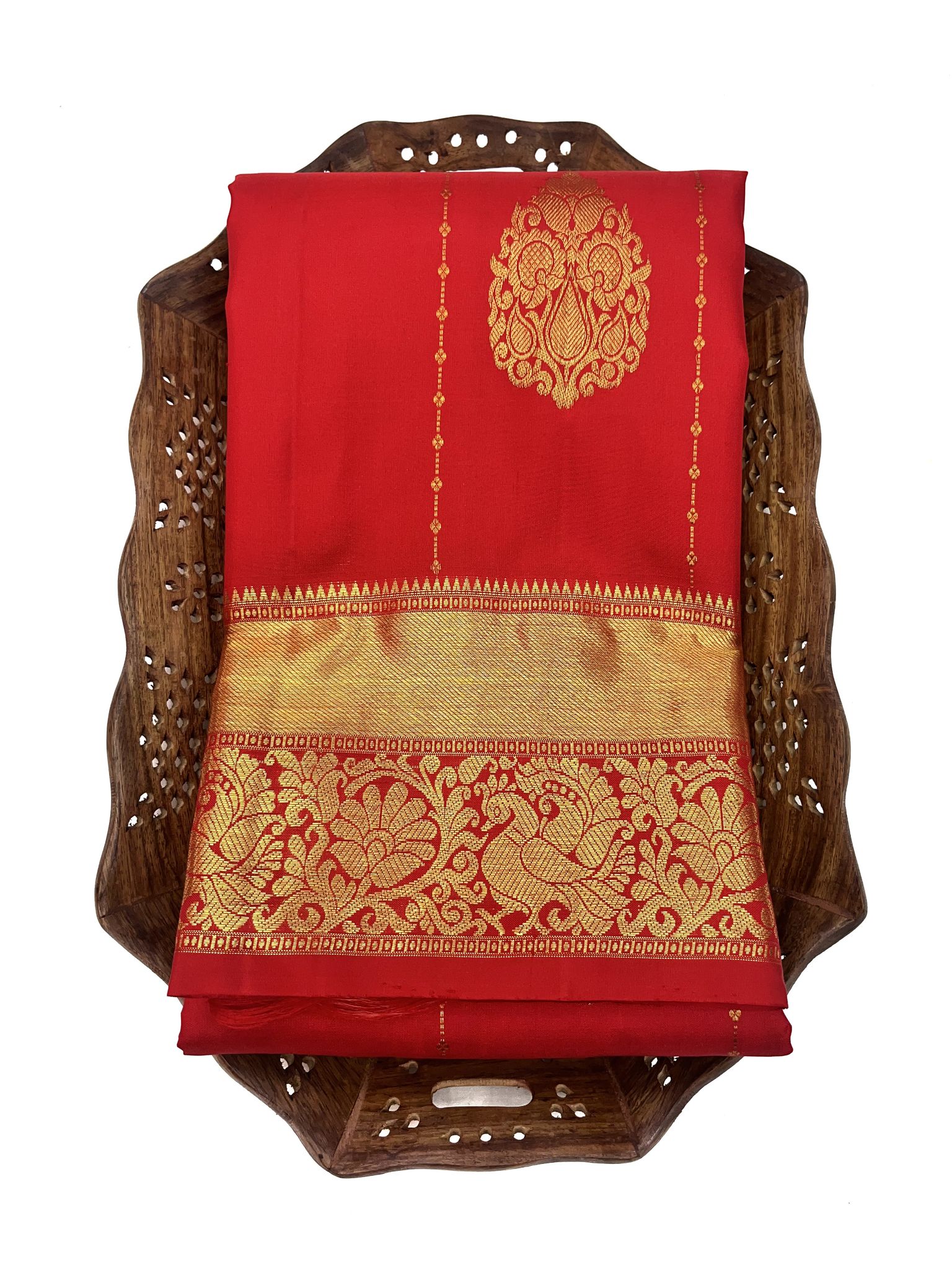 Red Color Beautiful Thilagam Butta Pure Kanjivaram Silk Saree