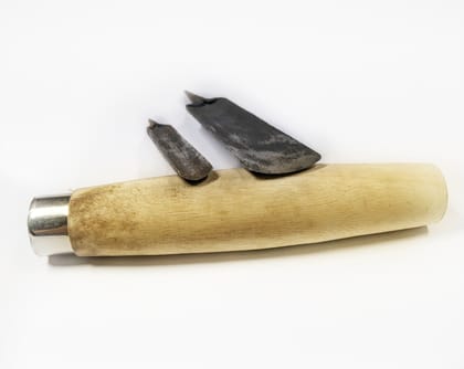 MRTSL Chisel 2 in 1.5 in 1 in 0.5 in ( 4 Pcs ) Slightly Round Chisel With Wooden Handle