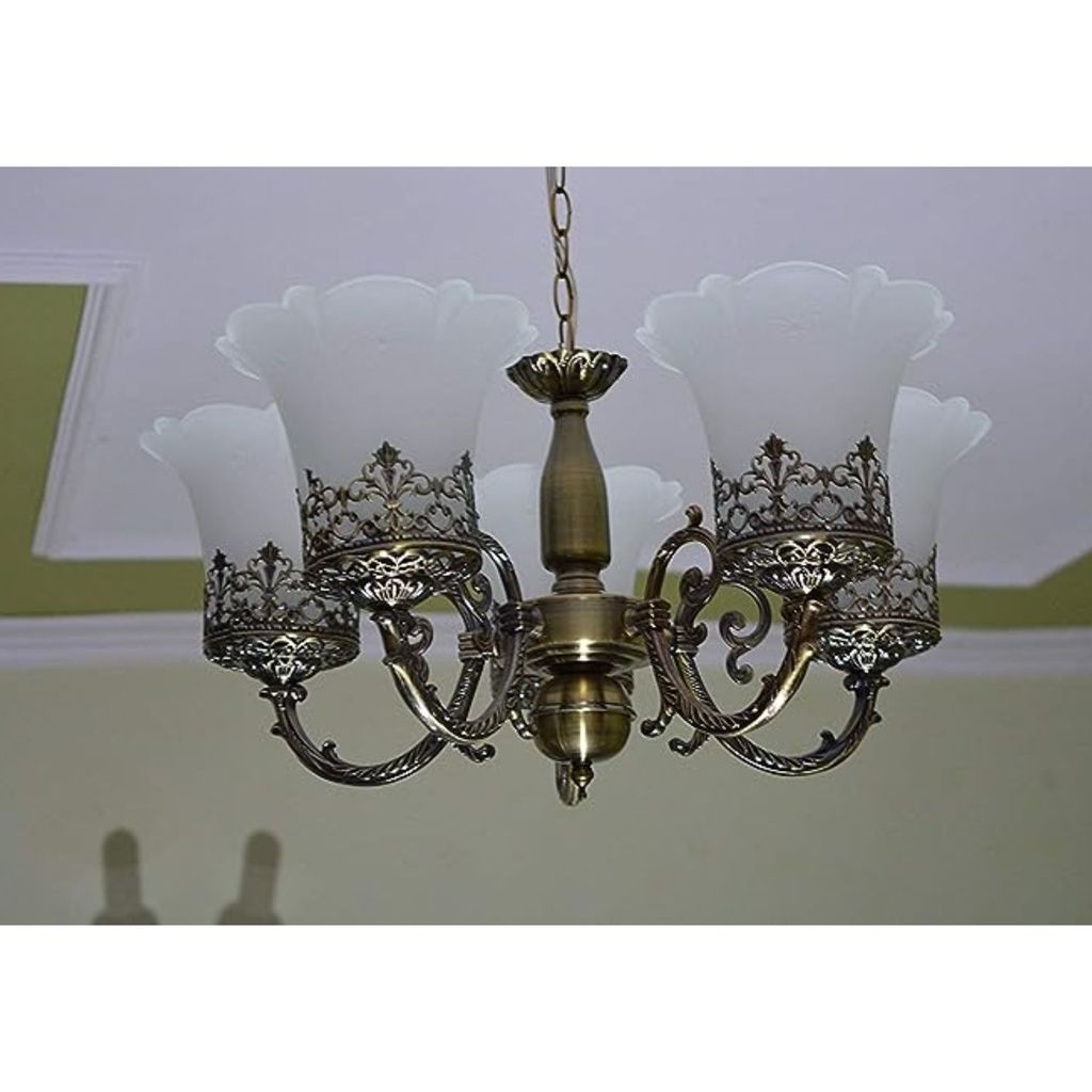 PROP IT UP ANTIQUE DESIGN BRASS 5 PORTUGUESE STYLE ANTIQUE GOLDEN CHANDELIER WITH 5 LAMPS