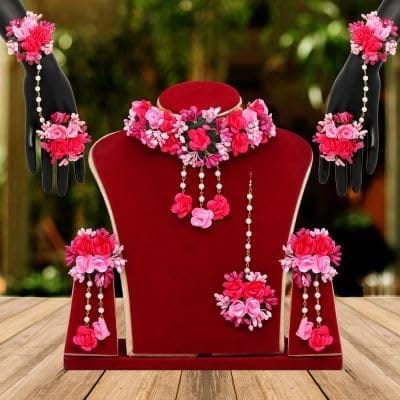 Flower haldi Chaukhar set