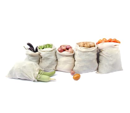 Clean Planet Cotton Vegetable and Fruit Storage Shopping Bag for Fridge, Eco-Friendly Bag, Reusable Bags with Drawstring Non-Toxic, Washable Storage Bag (Pack of 12) (4 Large - 13"x15",8 Regular - 10"x12")