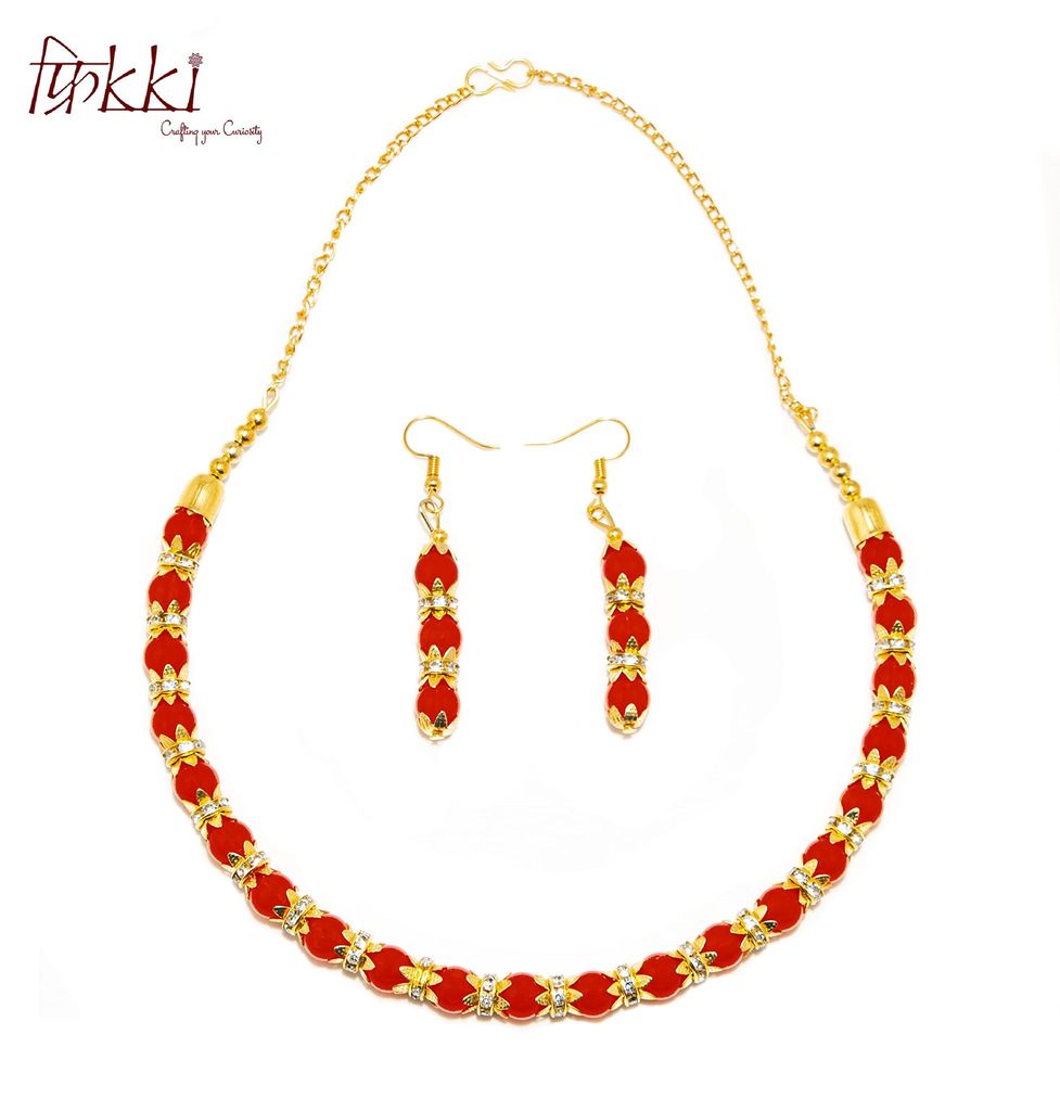 Morbih Beads Hasli Studded Diamond Stones Gold-Plated Choker Necklace Jewellery Set For Girls Women With Earrings (Orange)