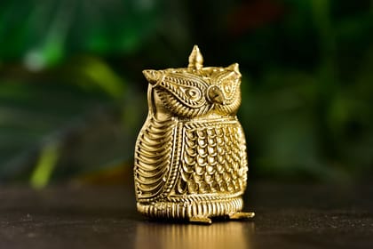 SOWPEACE Handcrafted dhokra Art OWL “Bliss at Your Watch” Brass showpiece, Premium Artisan Made Tabletop Home Decor for Living R