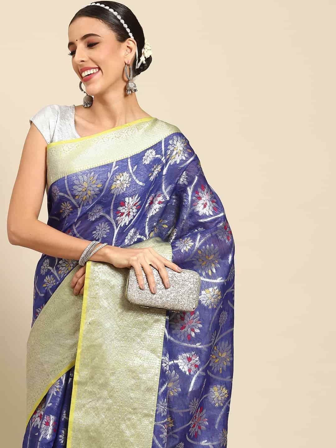 Women's Brocade Soft Silk Zari Woven Saree With Unstiched Blouse Piece