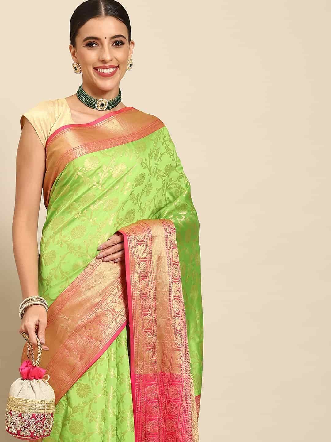 Women's Brocade Soft Silk Zari Woven Saree With Unstiched Blouse Piece