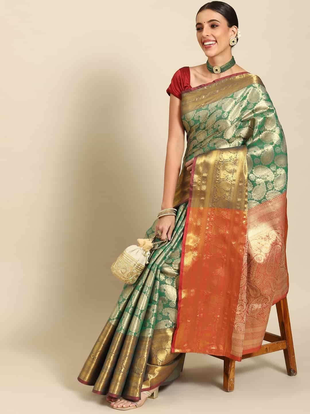 Women's Brocade Soft Silk Zari Woven Saree With Unstiched Blouse Piece