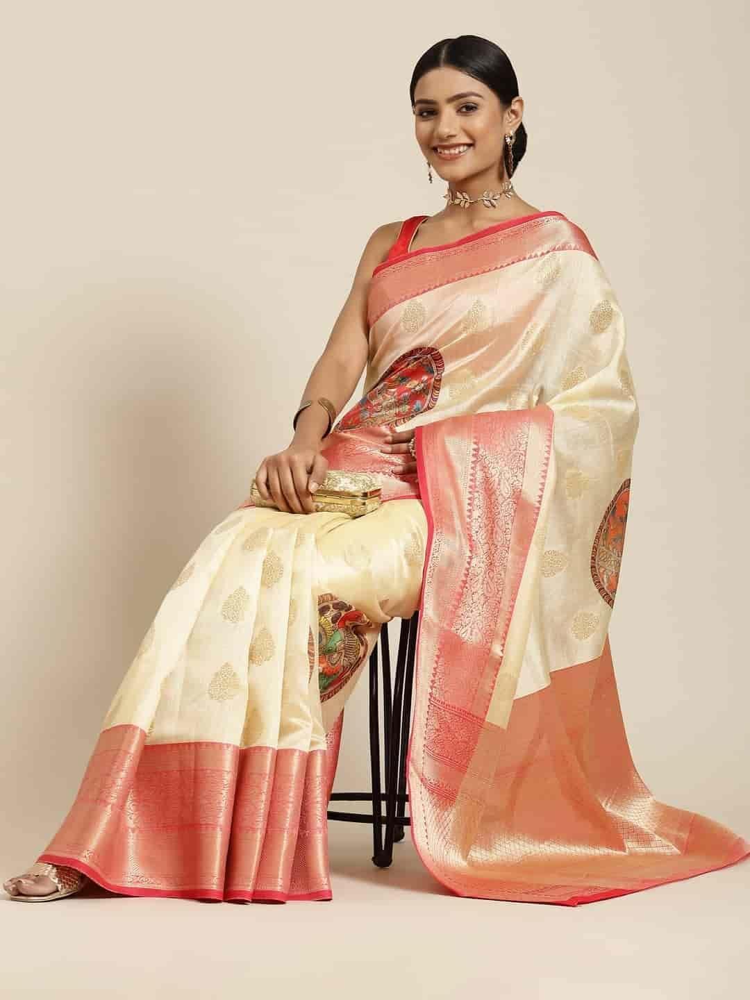 Women's Banarasi Digital Printed Zari Woven Saree with Unstiched Blouse Piece