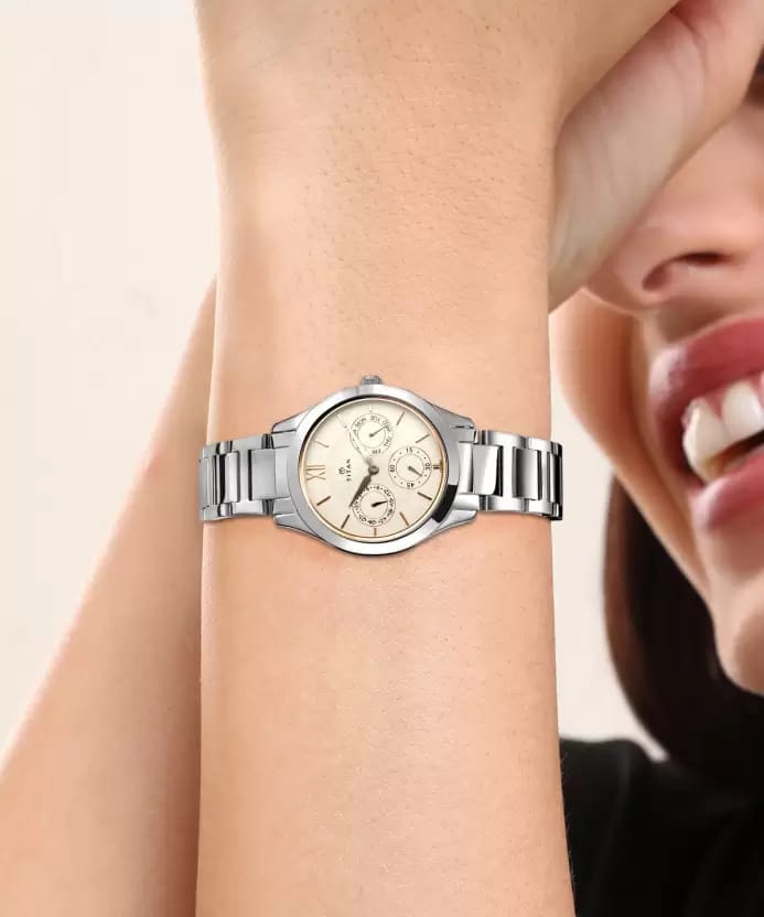 Neo Ladies Analog Watch - For Women NN2570SM03