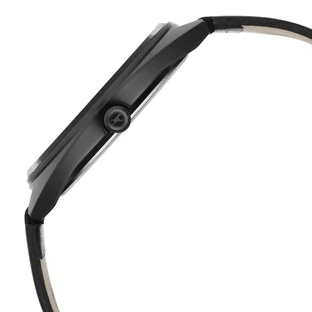 FASTRACK SNOB X BLACK DIAL LEATHER STRAP WATCH FOR GUYS