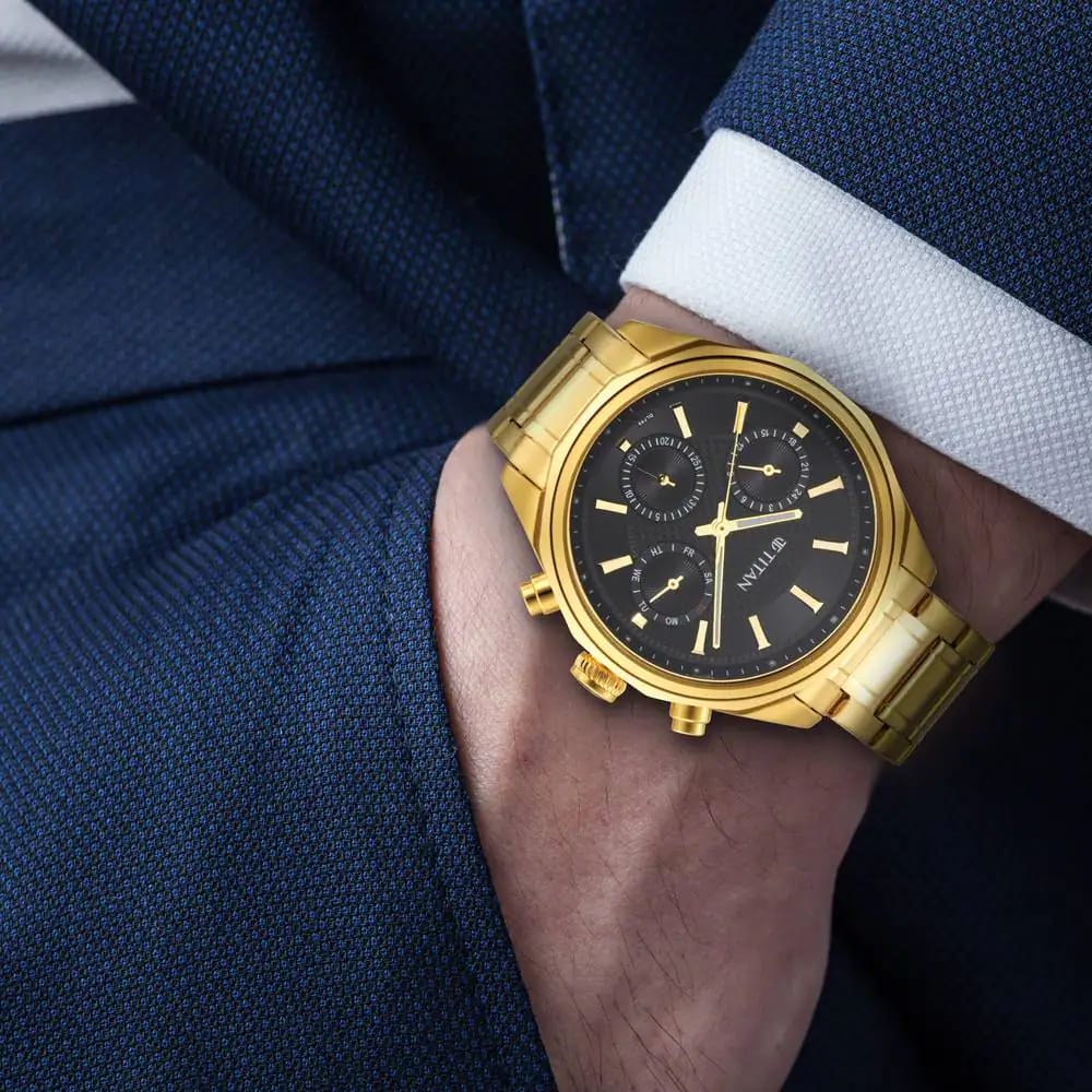 TITAN NP1829YM01 Water-Resistance Analogue Watch