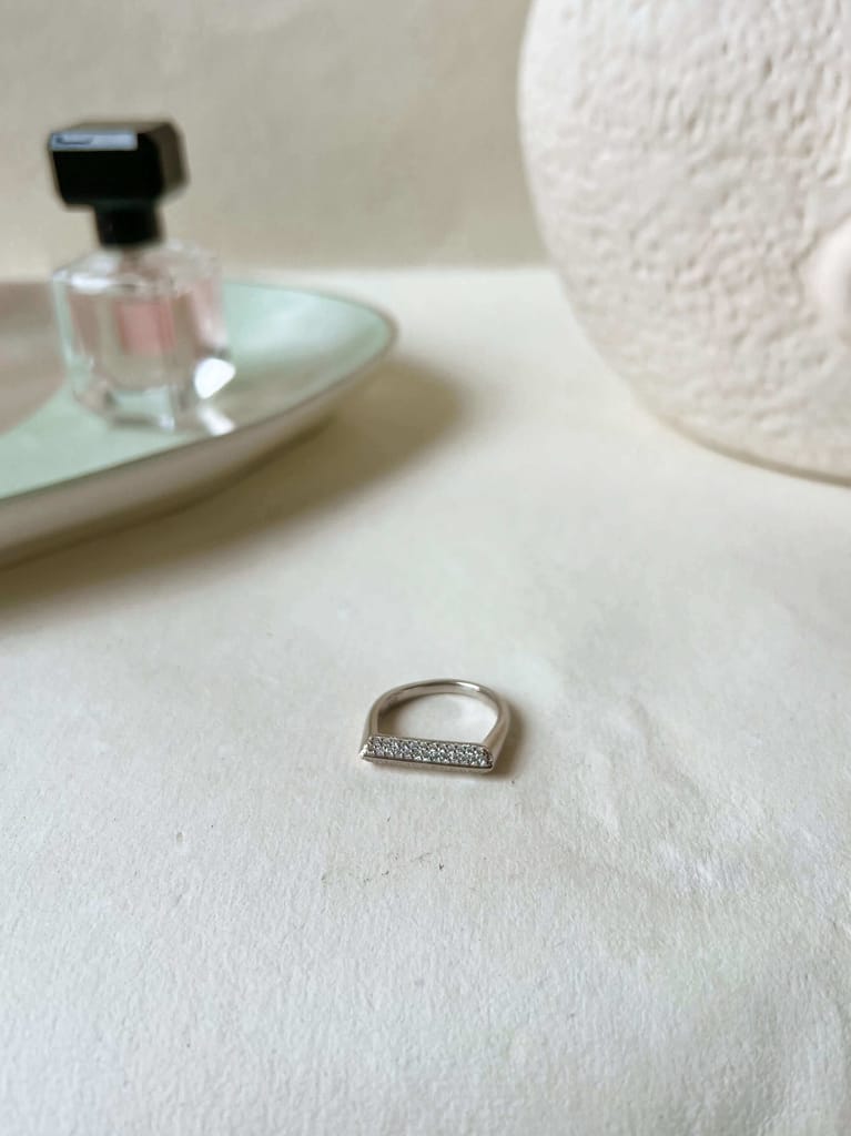 Alexis silver ring with studded zircons