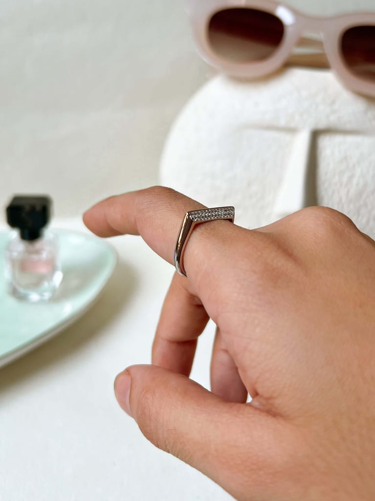 Alexis silver ring with studded zircons