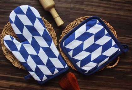 Airwill ? Cotton Designer Pattern Heat Resistant Kitchen Linens (1 Oven Mitt & 1 Pot Holder) (Blue,White)