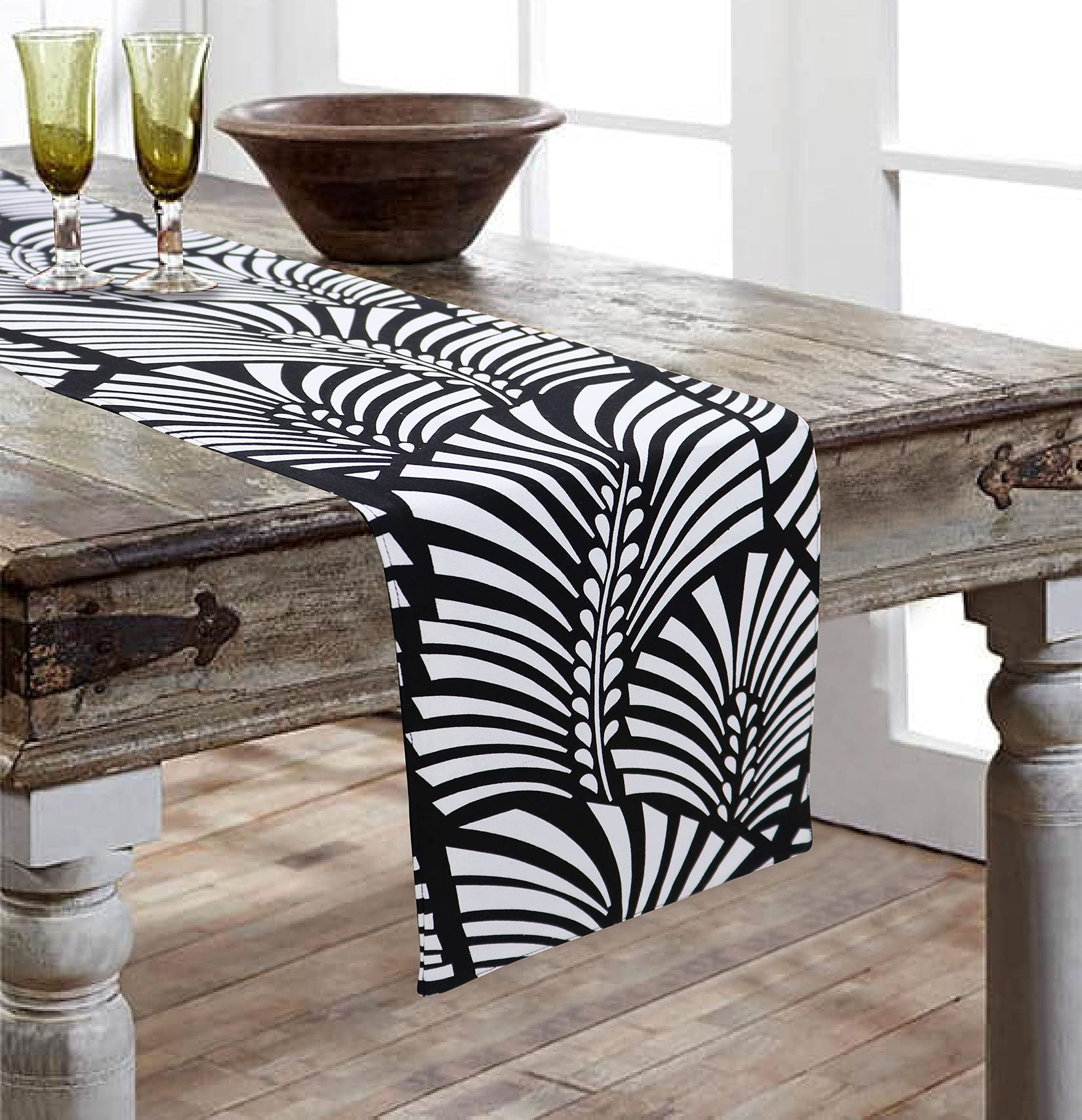 Airwill, Cotton Floral Pattern Table Runner 30x152cm (Black) - Pack of 1