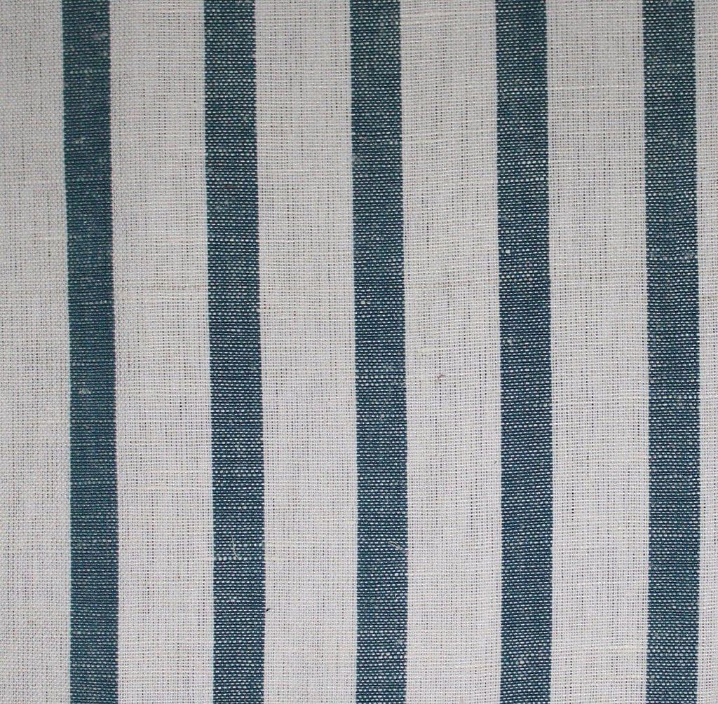 Airwill, 100% Cotton Designer Yarn-Dyed Striped Aprons, Sized 65cm in Width & 80cm in Length with 1 Center Pocket, Adjustable Buckle on Top and 2 Long Ties on Both 2 Sides. Pack of 1 Piece