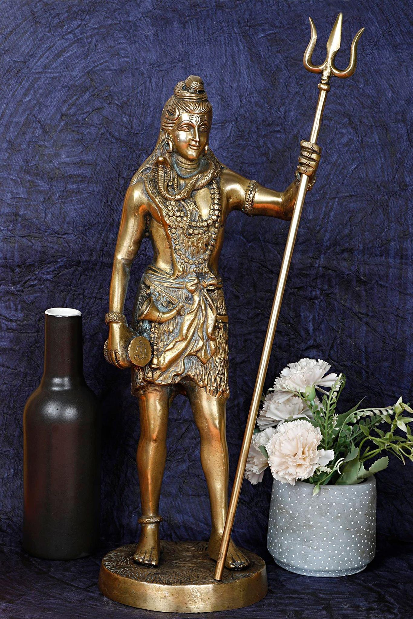 Buy Shiv Parwati Wedding Pose Statue,lord Shiva,godess Parvati,shiv Family  Statue,shiv Parvati Standing Idol in Brass ,temple Mandir Puja Murthi  Online in India - Etsy