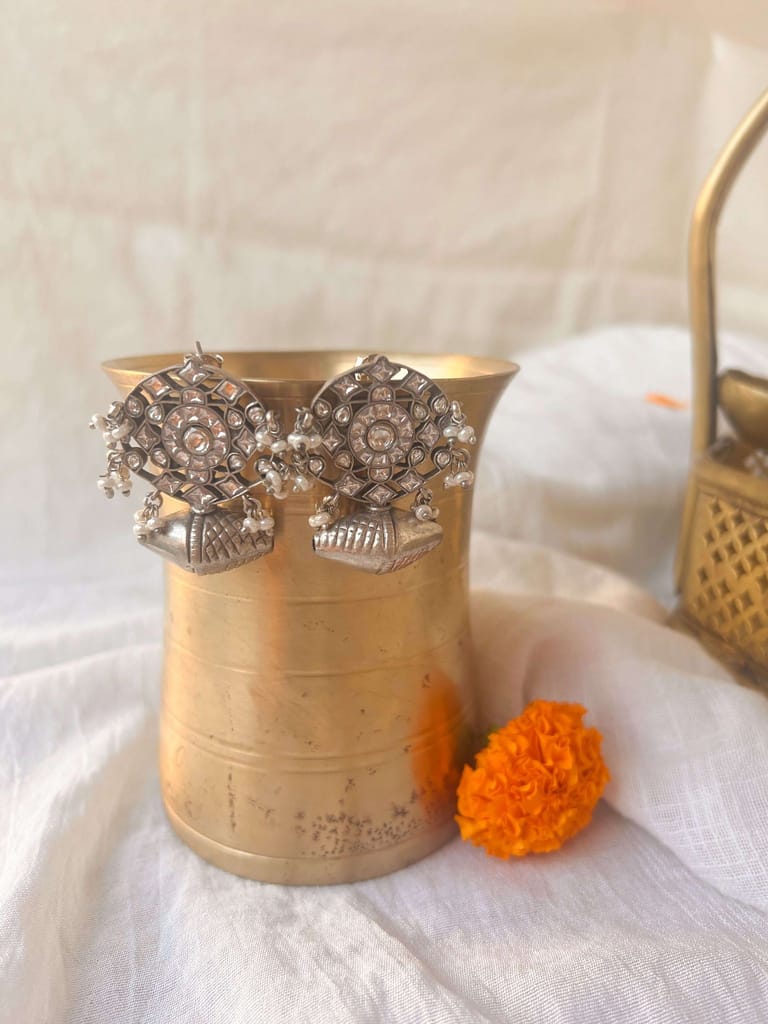 Tabeez silver kundan studs with beads detail