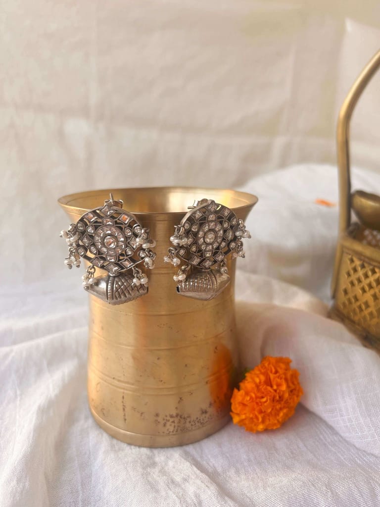 Tabeez silver kundan studs with beads detail