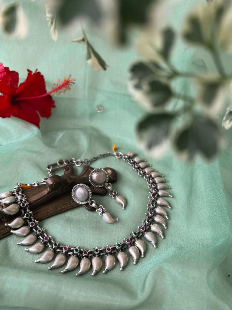 Keri oxidised silver earring