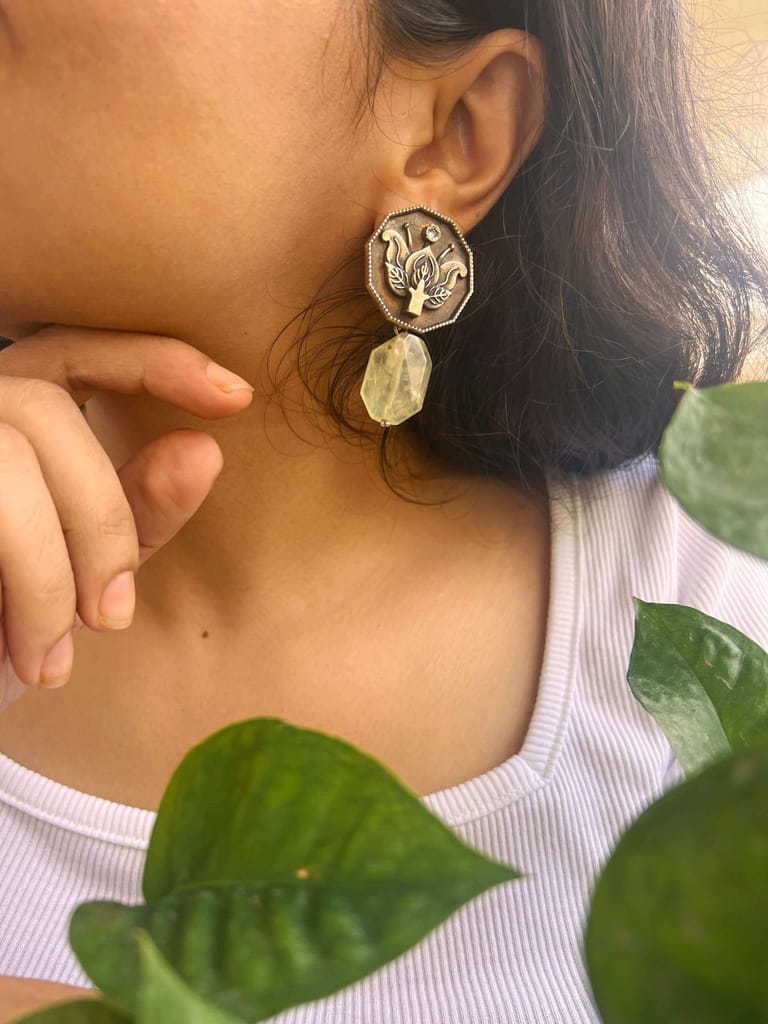 Pratika oxidised silver earring with jade stone