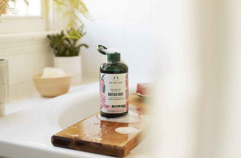 The Body Shop Vegan British Floral Scent Rose Shower Gel, 250 Ml