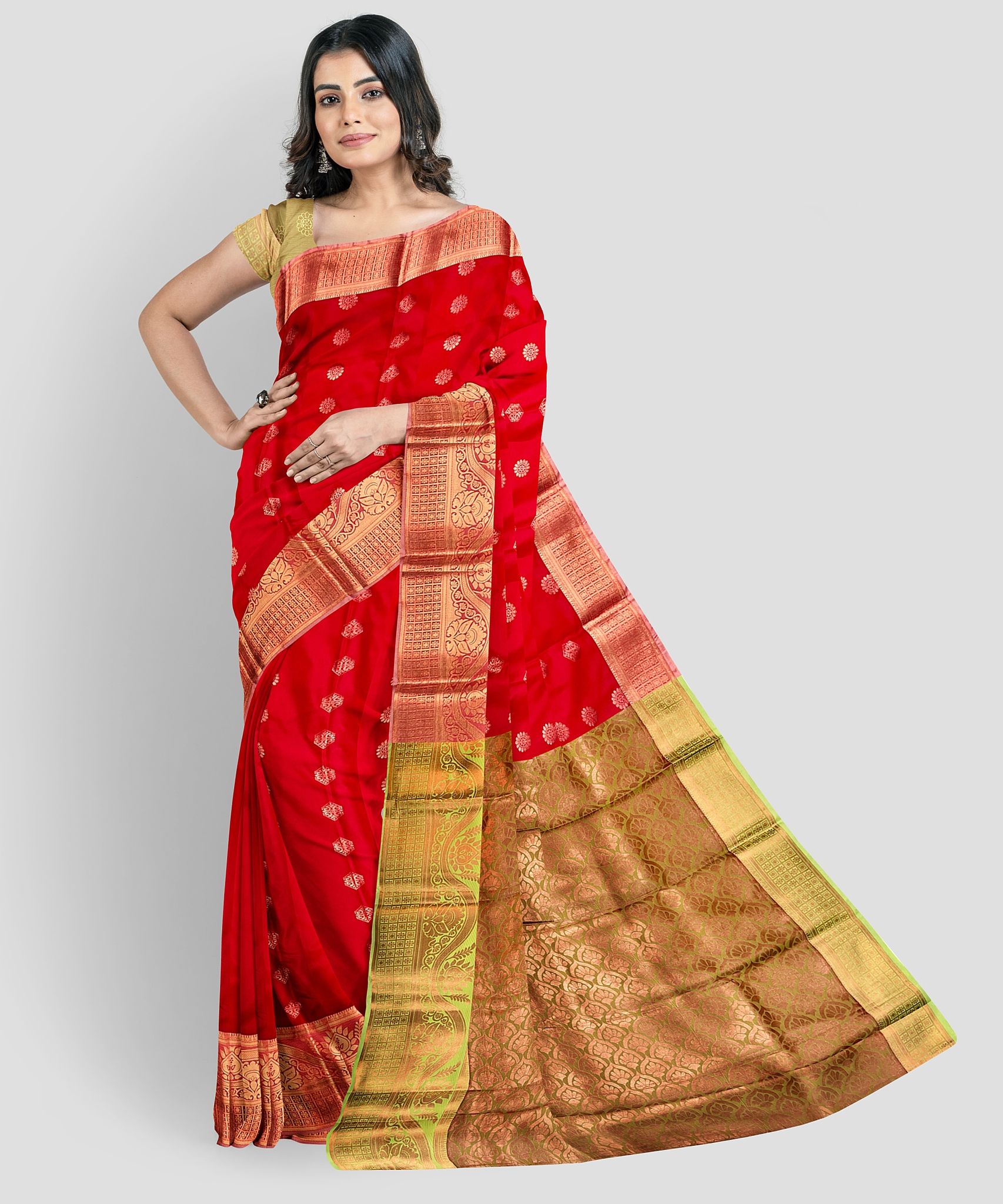 Red Color Beautiful Small Circle Butta Design Saree with Unstitched Blouse