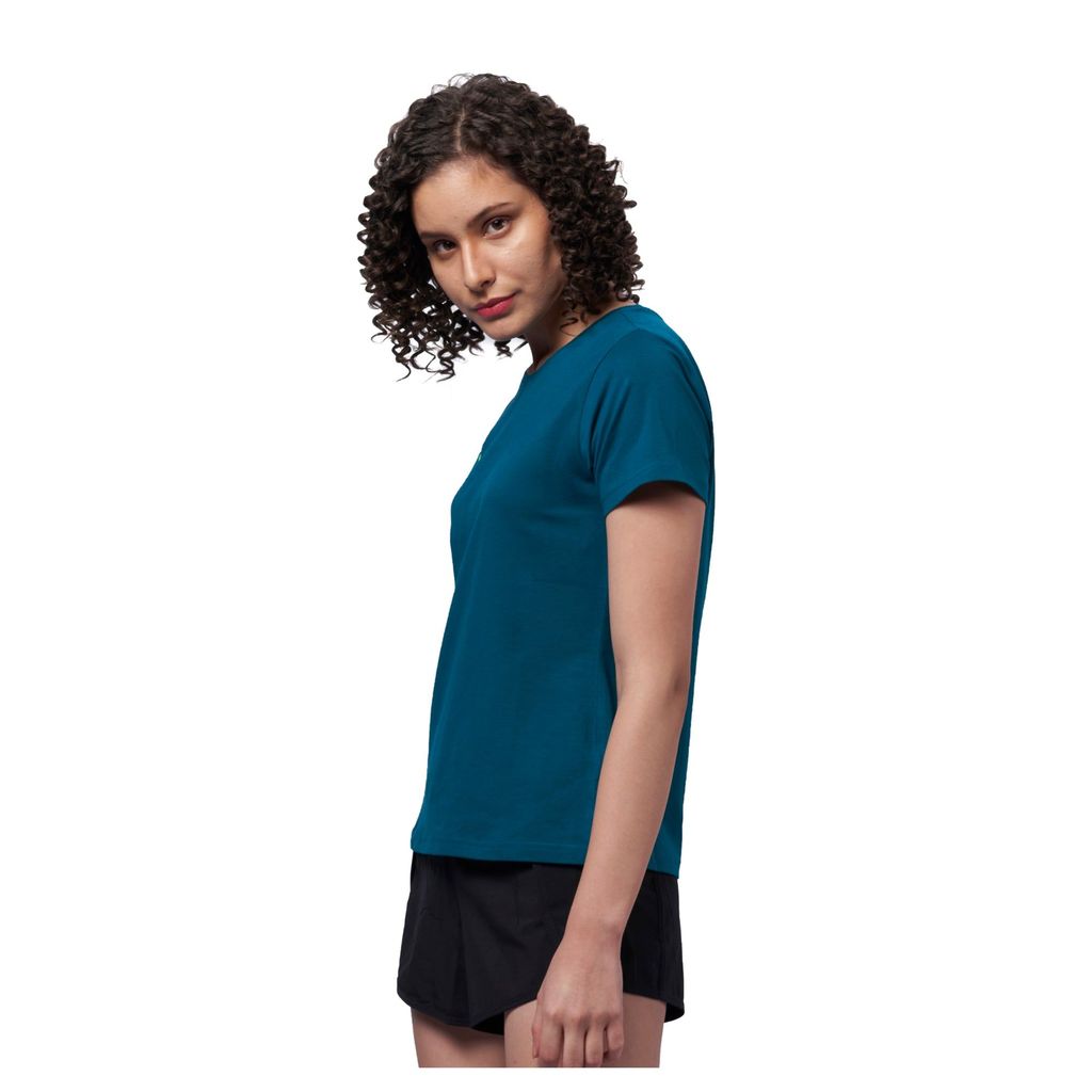 DOMIN8 Women's 95% Organic Training T-Shirt with Contrast Mesh Cutout at Shoulder