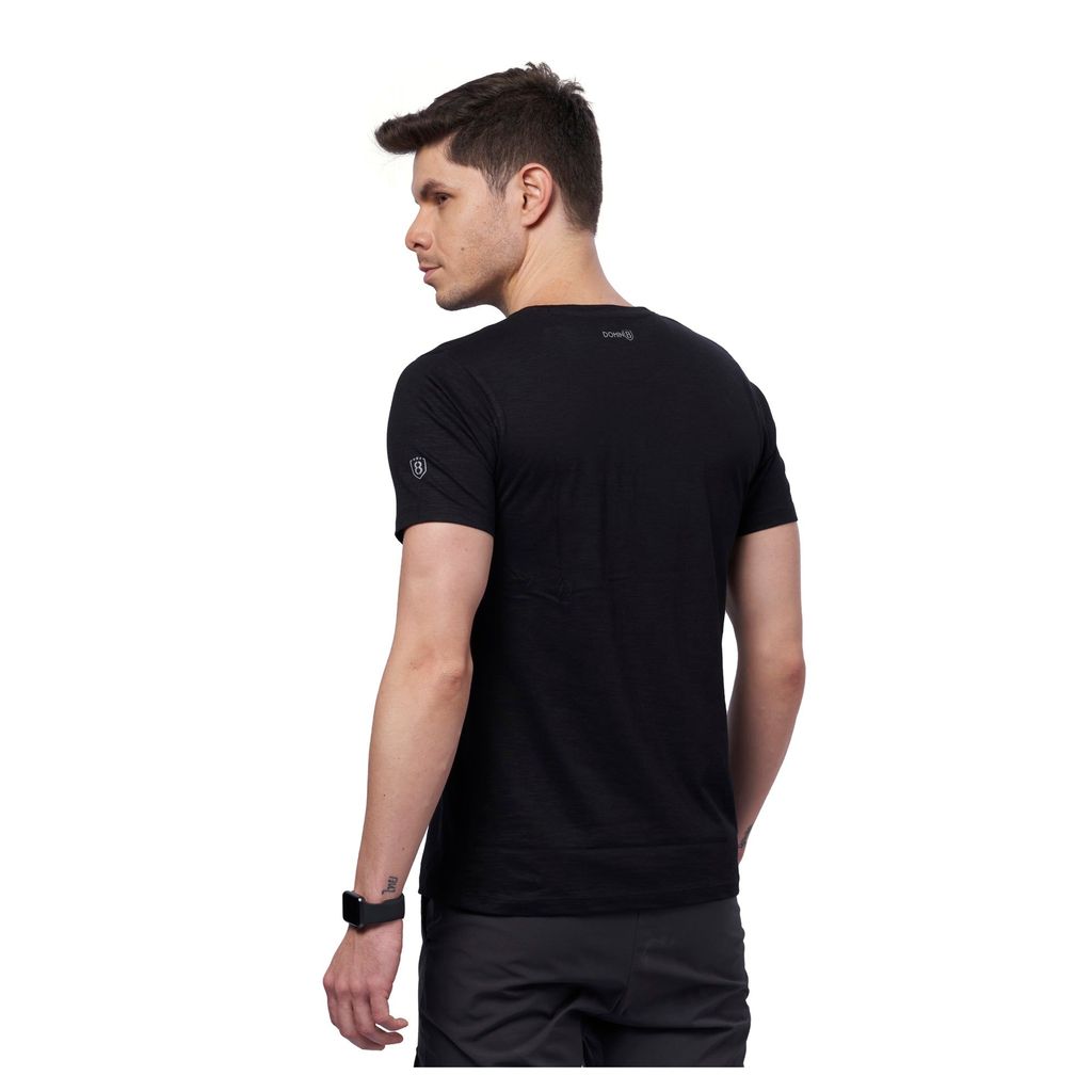 DOMIN8 Men's Breathable Training Outdoor T-shirt (Black)