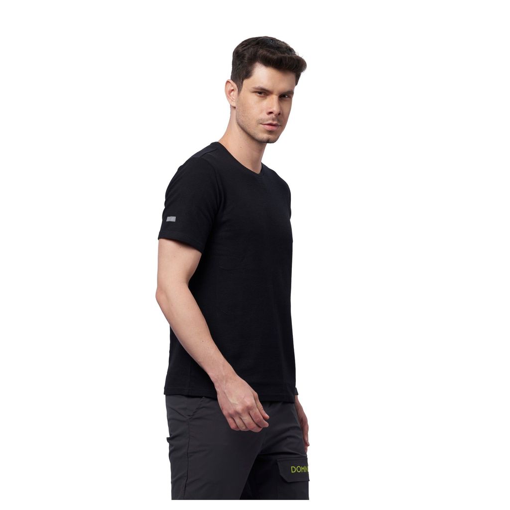 DOMIN8 Men's Breathable Training Outdoor T-shirt (Black)